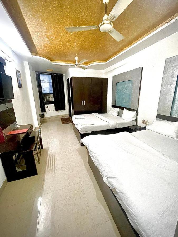 Premium Boston Rooms Family Hotel Agra  Luaran gambar